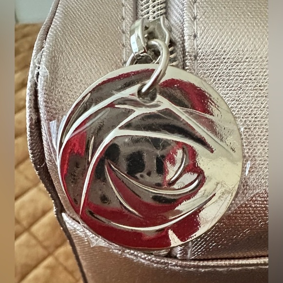 Lancome  Gold Rose Color Makeup Bag Case 2024 limited Edition with Handle - NWOT - Picture 5 of 8